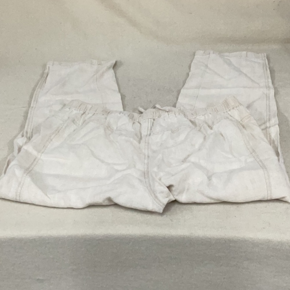 EUC woman’s khaki ORVIS pants - Picture 5 of 5